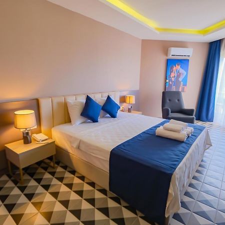 Feniks Hotel Alanya Esterno foto